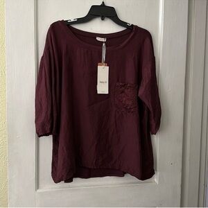 NWT Suzy D London Maroon Comfy Causal Short Sleeve Pocket Shirt Blouse Top